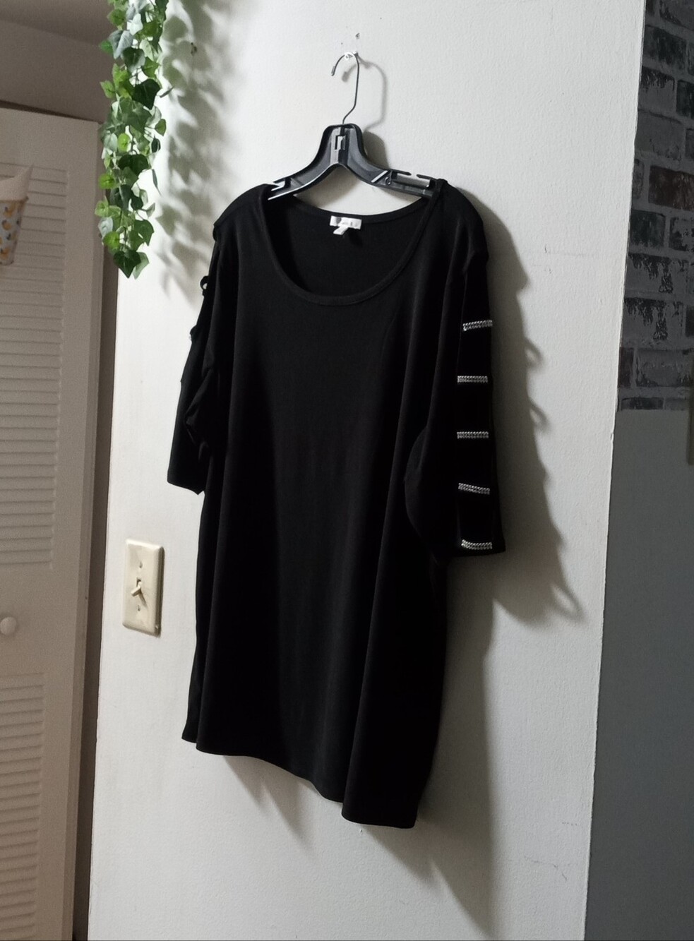 Women's Black Embellished Sleeve Scoop Neck Top